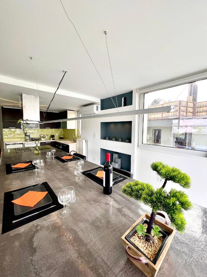 Citycenter Penthouse Mini Private Pool With Hydromassage And Great Town View Aten Exteriör bild
